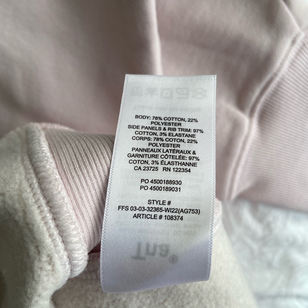 Aritzia cozy fleece boyfriend sweatshirt - cute bunny design - Picture 6 of 9